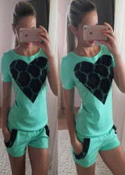 Спортивный костюм