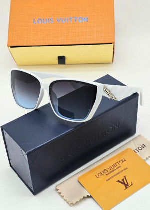 Набор солнцезащитные очки, коробка, чехол + салфетки #21193422