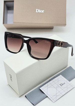 Набор солнцезащитные очки, коробка, чехол + салфетки 21197963