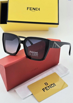 Набор солнцезащитные очки, коробка, чехол + салфетки #21206451