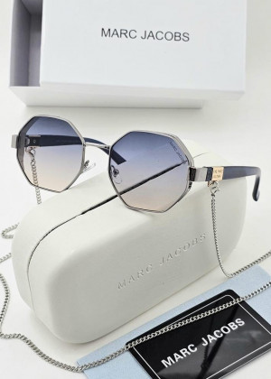 Женские солнцезащитные очки с цепочкой 21209645