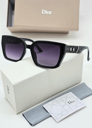 Набор женские солнцезащитные очки, коробка, чехол + салфетки 21215689