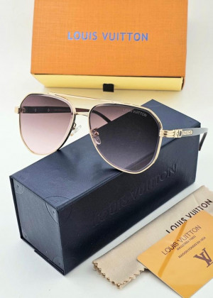 Набор мужские солнцезащитные очки, коробка, чехол + салфетки 21244070