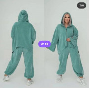 Спортивный костюм