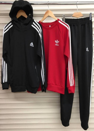 Спортивный костюм 22647764