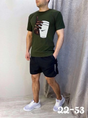 Спортивный костюм