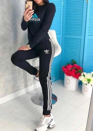 Спортивный костюм #22739359
