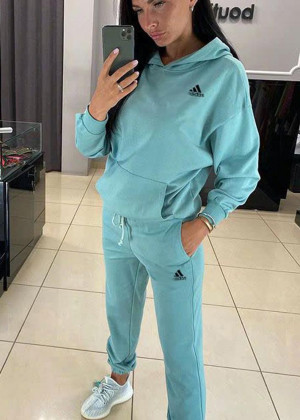 Спортивный костюм #22739392
