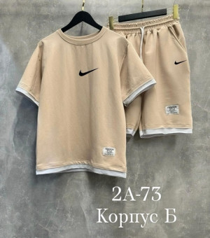 Спортивный костюм #22894917