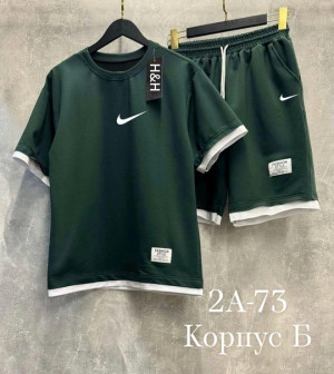 Спортивный костюм #22894918