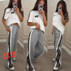 Спортивный костюм 22921182