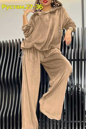 Спортивный костюм 22964489