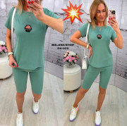 Спортивный костюм