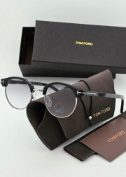 Набор женские солнцезащитные очки, коробка, чехол + салфетки