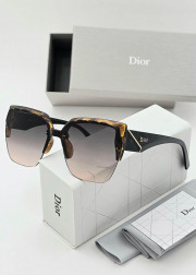 Набор женские солнцезащитные очки, коробка, чехол + салфетки