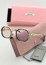 Женские солнцезащитные очки