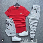 Спортивный костюм