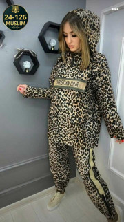 Спортивный костюм