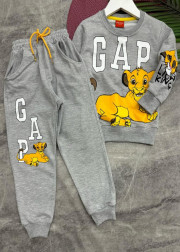 Спортивный костюм