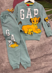 Спортивный костюм