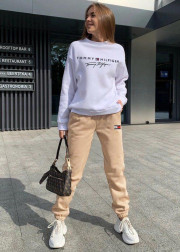 Спортивный костюм