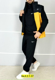 Спортивный костюм