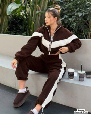 Спортивный костюм