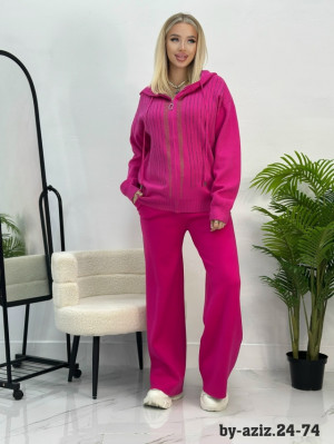 Спортивный костюм 23130482