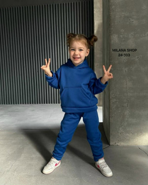 Спортивный костюм 23151291