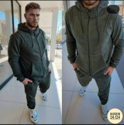 Спортивный костюм