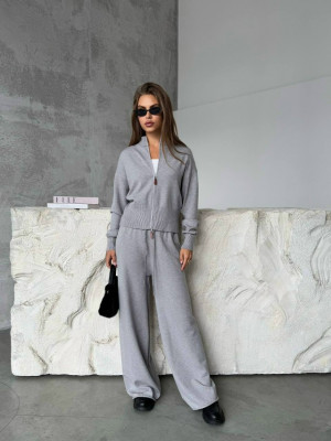 Спортивный костюм 23152413