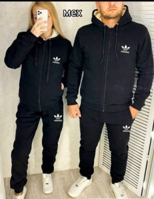 Спортивный костюм 23157375