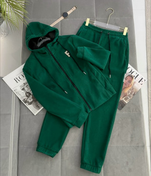 Спортивный костюм 23162285