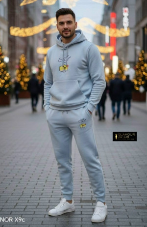 Спортивный костюм #23168637