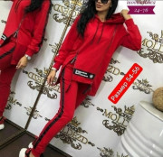 Спортивный костюм