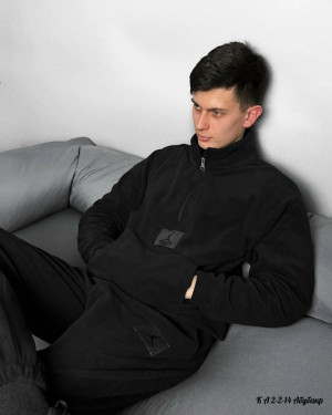 Спортивный костюм #23177302