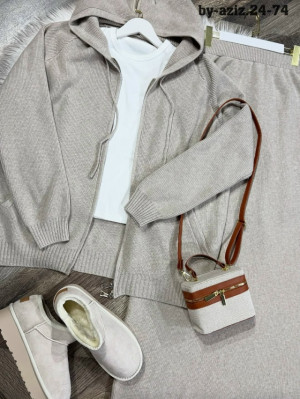 Костюм #23180319