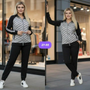 Спортивный костюм