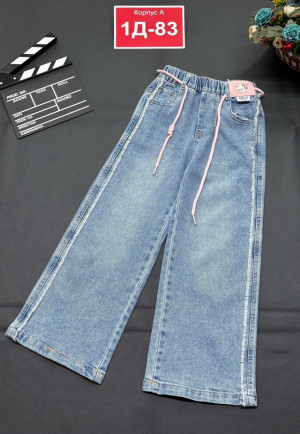Джинсы #23188160