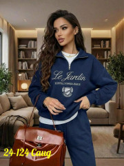 Спортивный костюм