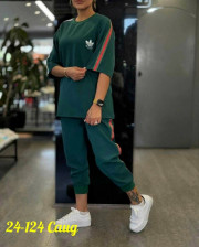 Спортивный костюм