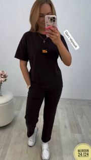 Спортивный костюм