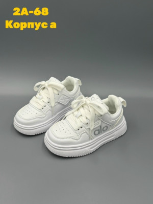 Кроссовки #23240566