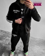 Спортивный костюм