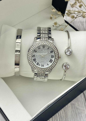 Подарочный набор для женщин часы, 2 браслета + коробка 23245043
