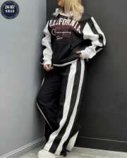 Спортивный костюм