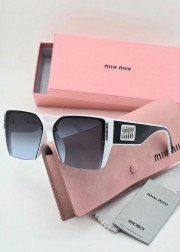 Набор женские солнцезащитные очки, коробка, чехол + салфетки