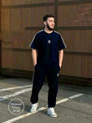 Спортивный костюм