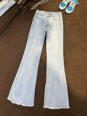 Джинсы #23248200