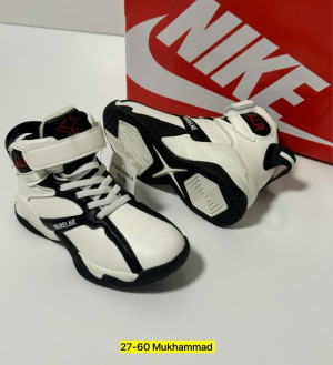 Кроссовки #23258016